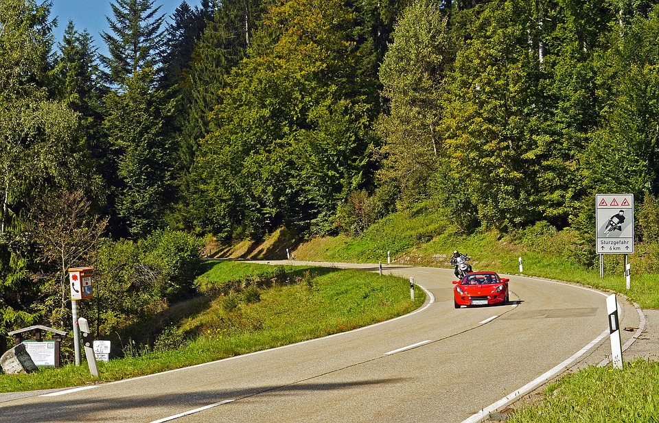 schwarzwaldhochstrae-1313580_960_720